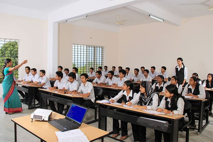 ILM College of Engineering and Technology campus in Ernakulam, Kerala, India — photo 6