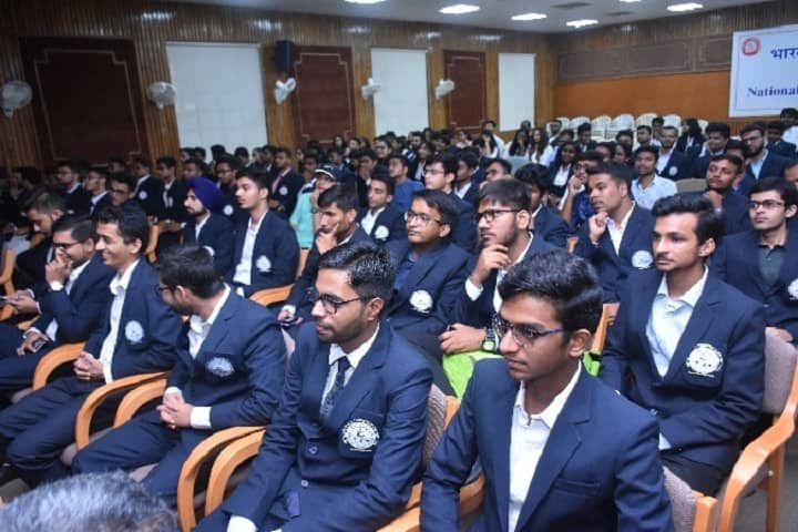 Gati Shakti Vishwavidyalaya campus in Vadodara, Gujarat, India — photo 3