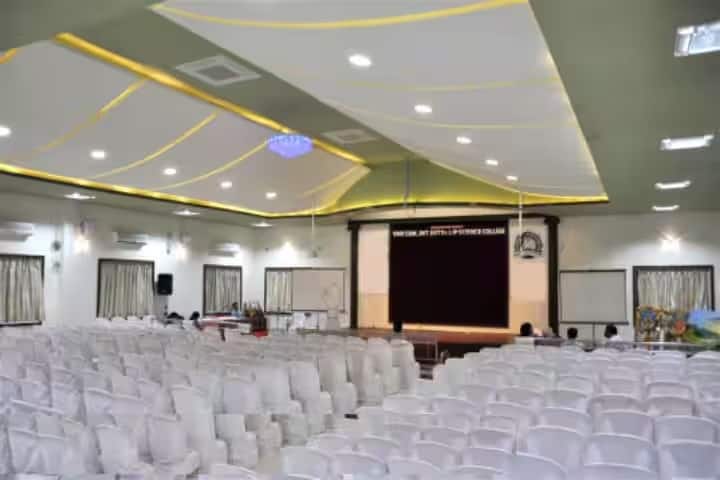 VM Vasant Commerce campus in Nagpur, Maharashtra, India — photo 5