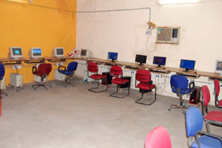 BM College campus in Durg, Chhattisgarh, India — photo 4