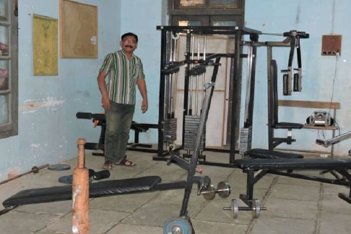Matoshree Vimalabai Deshmukh Mahavidyalaya campus in Amravati, Maharashtra, India — photo 6