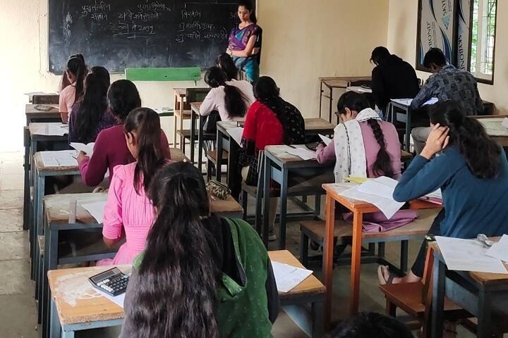 Shri Pundlik Maharaj Mahavidyalaya campus in Nandura, Maharashtra, India — photo 1