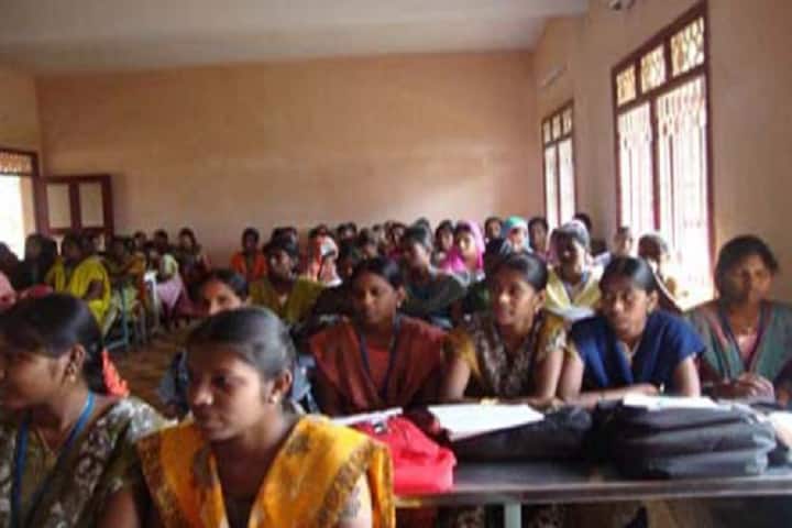 Dr Nalli Kuppusamy Arts College campus in Thanjavur, Tamil Nadu, India — photo 5