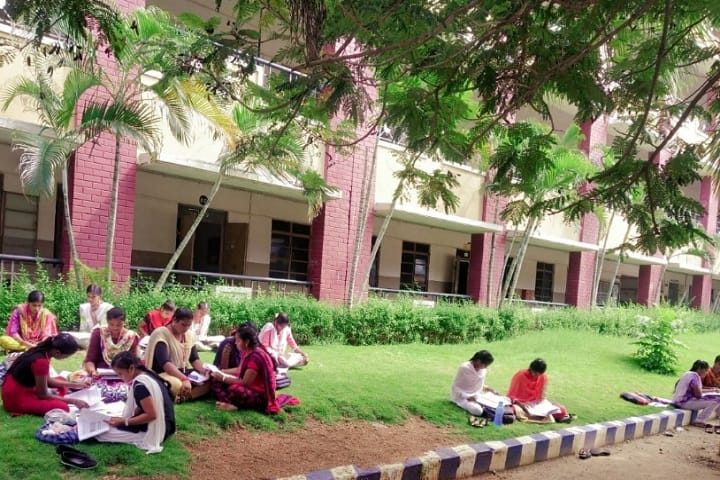 Shri Sakthikailassh Women's College campus in Salem, Tamil Nadu, India — photo 2