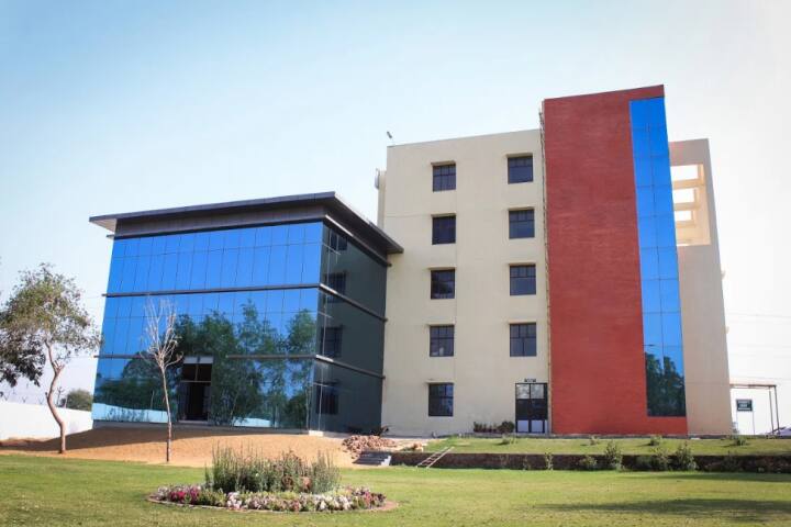 SGT Institute of Engineering and Technology campus in Gurgaon, Haryana, India — photo 4
