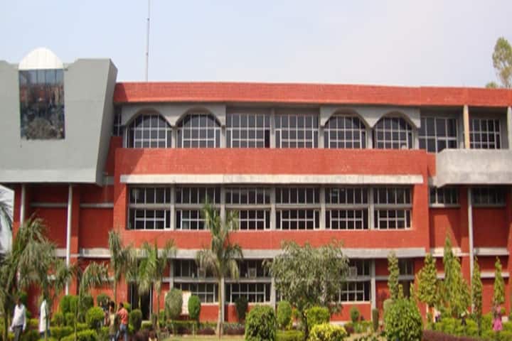 Swami Parmanand College of Engineering and Technology campus in aganpur, Punjab, India — photo 1