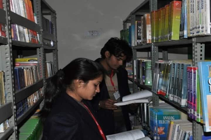 Swami Parmanand College of Engineering and Technology campus in aganpur, Punjab, India — photo 5