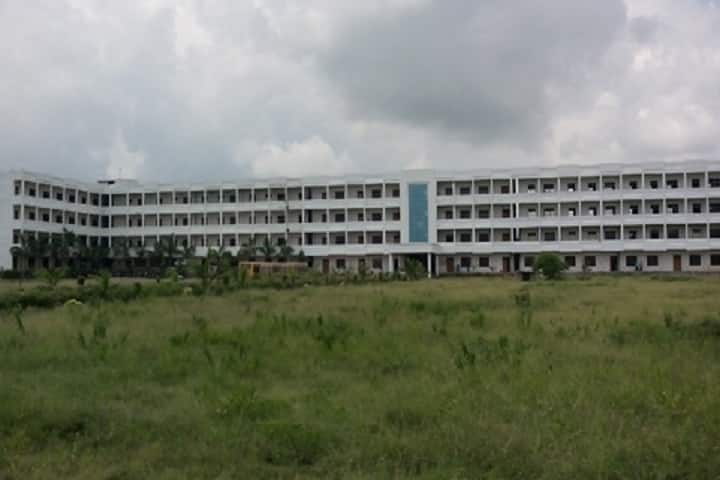 Vinuthna Institute of Technology and Science campus in Warangal, Telangana, India — photo 1