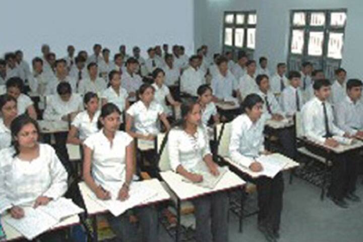 NR Vekaria Institute of Business Management Studies campus in Junagadh, Gujarat, India — photo 3