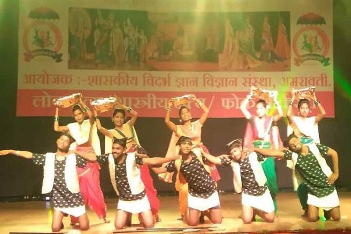 Matoshri Shantabai Gote Arts Commerce and Science College campus in Washim, Maharashtra, India — photo 4