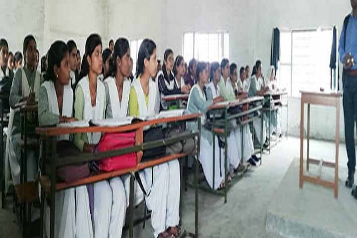 Pushpa Kharwar Mahila Mahavidyalay campus in Ambedkar Nagar, Uttar Pradesh, India — photo 3