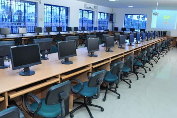 Shree Venkateshwara Hi-Tech Engineering College campus in Erode, Tamil Nadu, India — photo 4