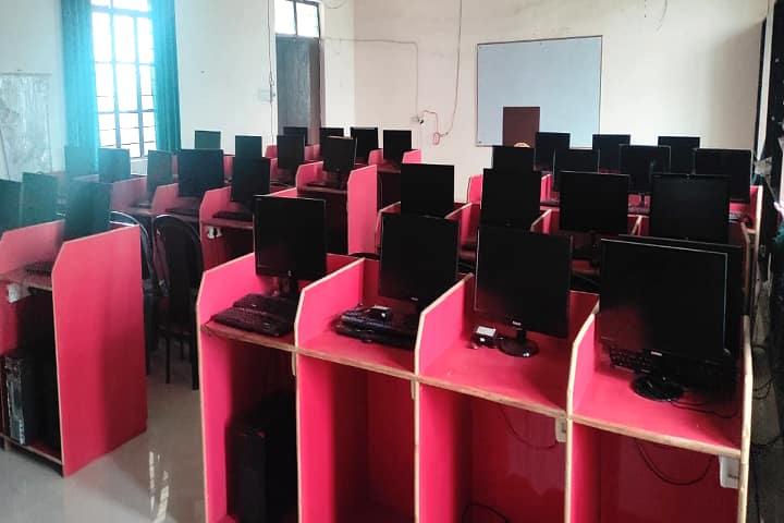 Saraswati Devi PG College campus in Maharajganj, Uttar Pradesh, India — photo 5