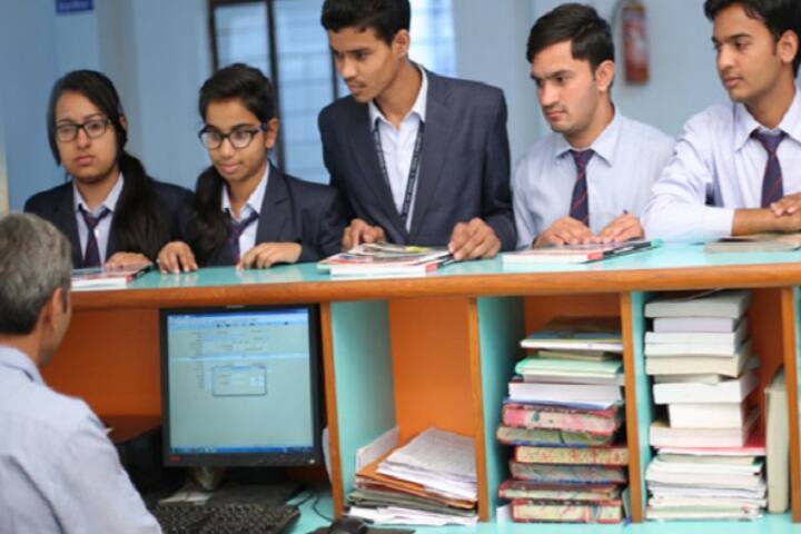 Vivekanand College campus in Sikar, Rajasthan, India — photo 3