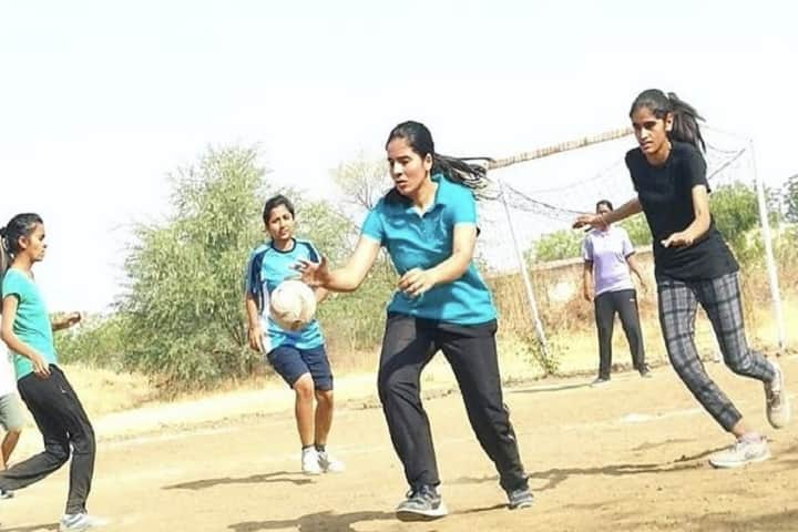 Swami Vivekanand College campus in Jaipur, Rajasthan, India — photo 4