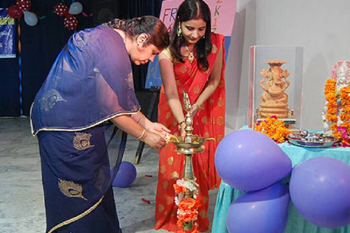 Tagore Adarsh PG College campus in Jaipur, Rajasthan, India — photo 3