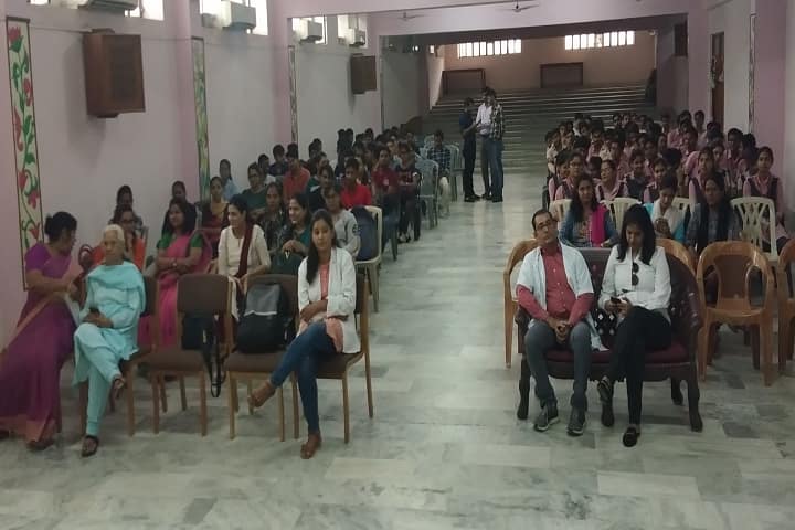 Tagore Adarsh PG College campus in Jaipur, Rajasthan, India — photo 4