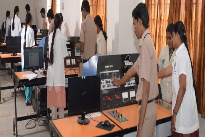Shivani College of Engineering and Technology campus in Tiruchirappalli, Tamil Nadu, India — photo 4