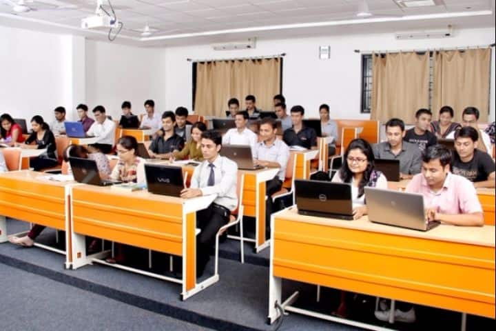 Core Business School campus in Indore, Madhya Pradesh, India — photo 2