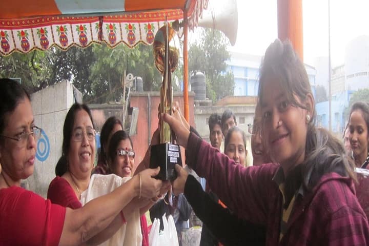 Savitri Girls' College campus in Kolkata, West Bengal, India — photo 5