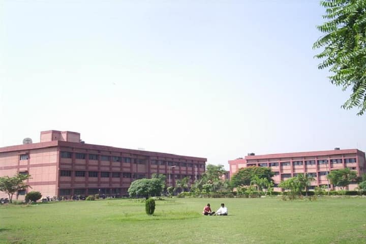 Shaheed Bhagat Singh State University campus in Firozpur, Punjab, India — photo 2
