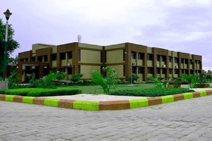 Shaheed Bhagat Singh State University campus in Firozpur, Punjab, India — photo 3