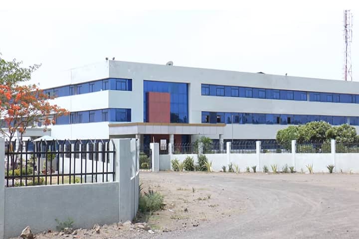 Shri Venkteshwar Institute of Technology campus in Indore, Madhya Pradesh, India — photo 3