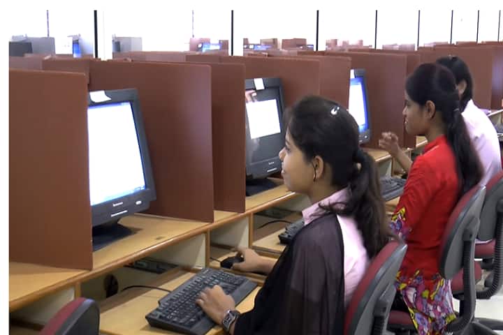 Shri Venkteshwar Institute of Technology campus in Indore, Madhya Pradesh, India — photo 6
