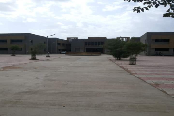 Government Polytechnic campus in Rajkot, Gujarat, India — photo 2