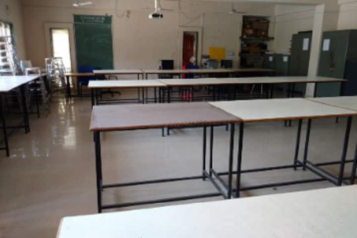 Government Polytechnic campus in Rajkot, Gujarat, India — photo 5