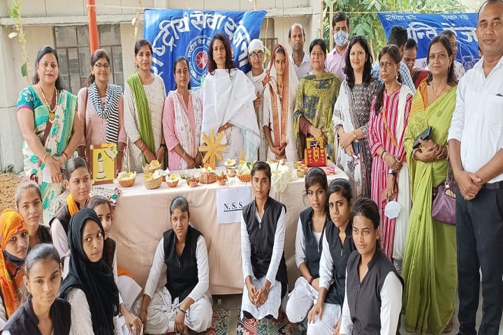 Shaheed Mangal Pandey Government Girls Post Graduate College campus in Meerut, Uttar Pradesh, India — photo 4