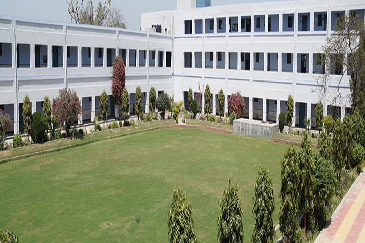 Multanimal Modi College campus in Ghaziabad, Uttar Pradesh, India — photo 1