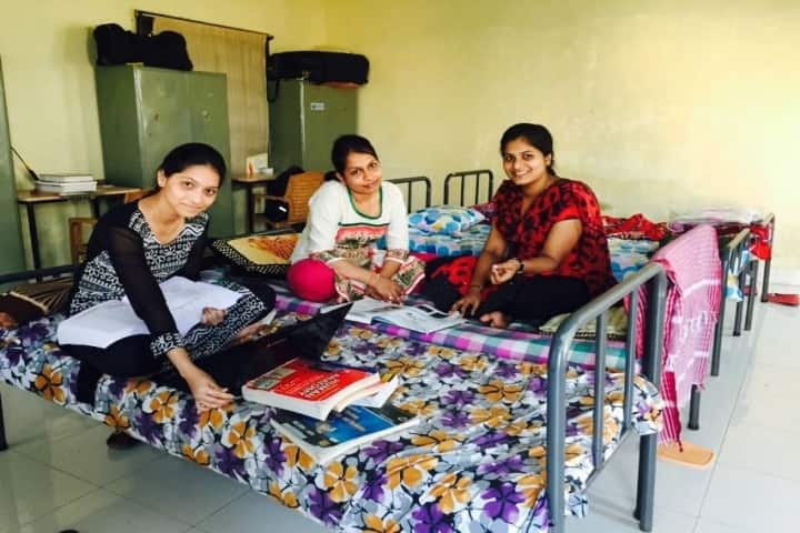 Sibar Institute of Dental Sciences campus in Takkellapadu, Andhra Pradesh, India — photo 2