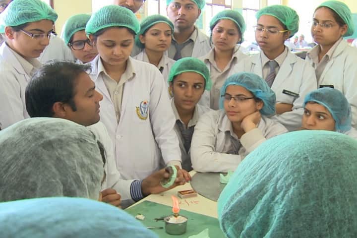 Sudha Rustagi College of Dental Sciences and Research campus in Faridabad, Haryana, India — photo 2