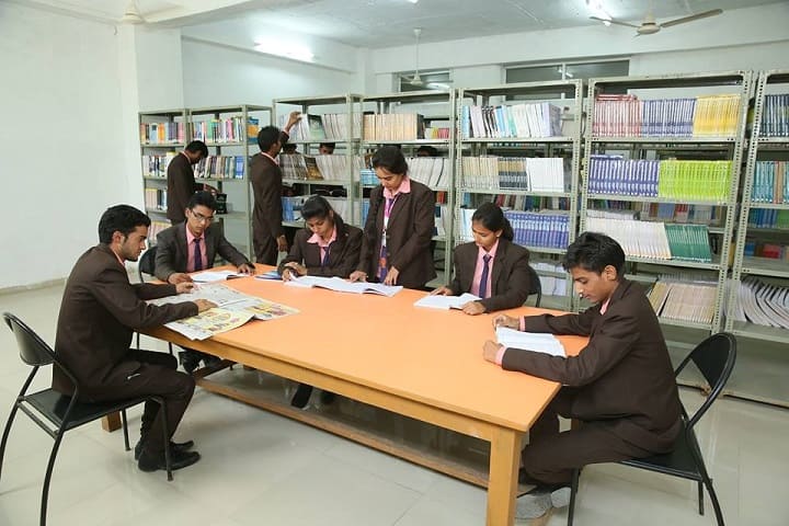 Vedic Gurukul Institute of Engineering and Technology campus in Jaipur, Rajasthan, India — photo 6
