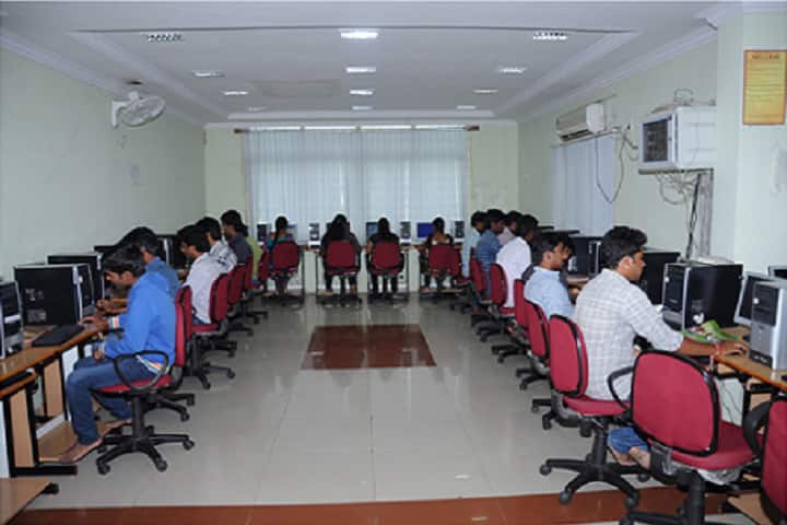 Visvesvaraya College of Engineering and Technology campus in Ibrahimpatnam, Telangana, India — photo 6
