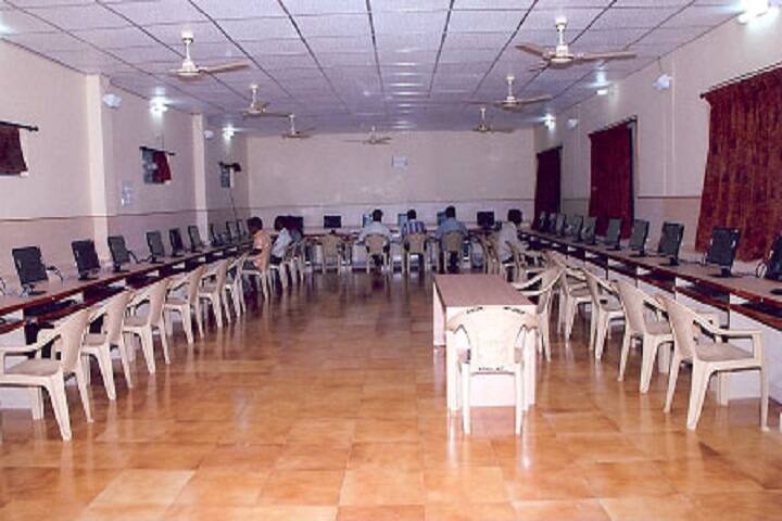 Saradamba Dasa Govindaiah Setty College campus in Hindupur, Andhra Pradesh, India — photo 4