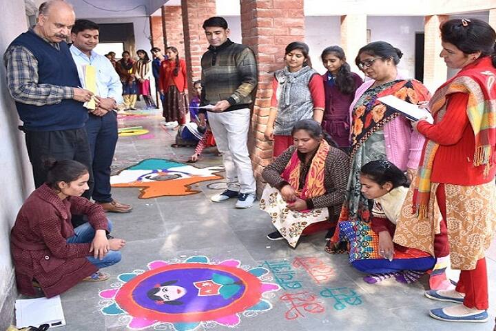 Government Girls College campus in Churu, Rajasthan, India — photo 4