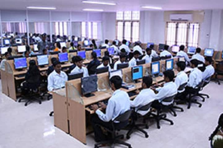 Maa Gayatri Ram Prasad Pandey Smarak Mahavidyalaya campus in Gonda, Uttar Pradesh, India — photo 2