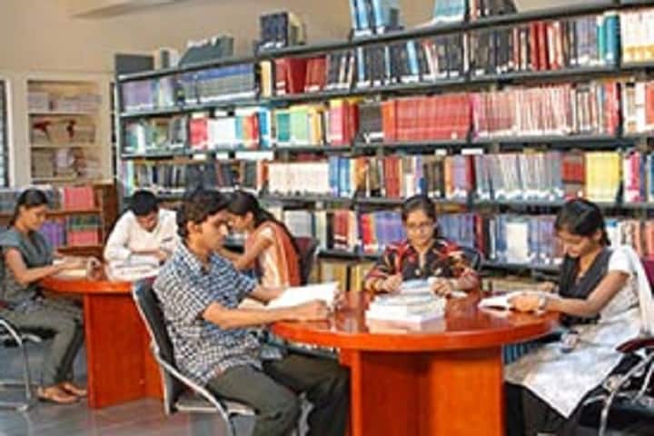 Maa Gayatri Ram Prasad Pandey Smarak Mahavidyalaya campus in Gonda, Uttar Pradesh, India — photo 4