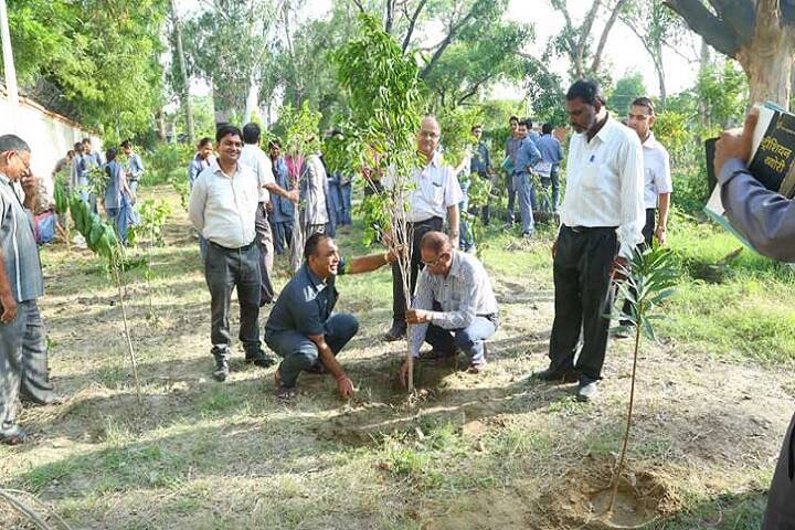 Suman Devi Brij Kishore Singh Vidhi Mahavidyalaya campus in Kannauj, Uttar Pradesh, India — photo 4