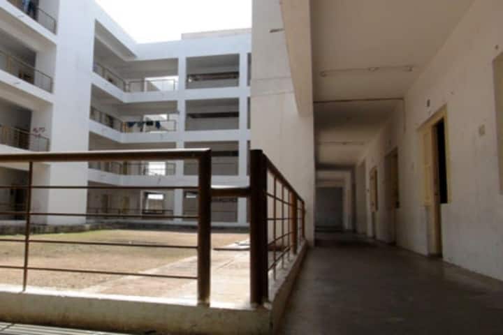Srinivasan Engineering College campus in Perambalur, Tamil Nadu, India — photo 2