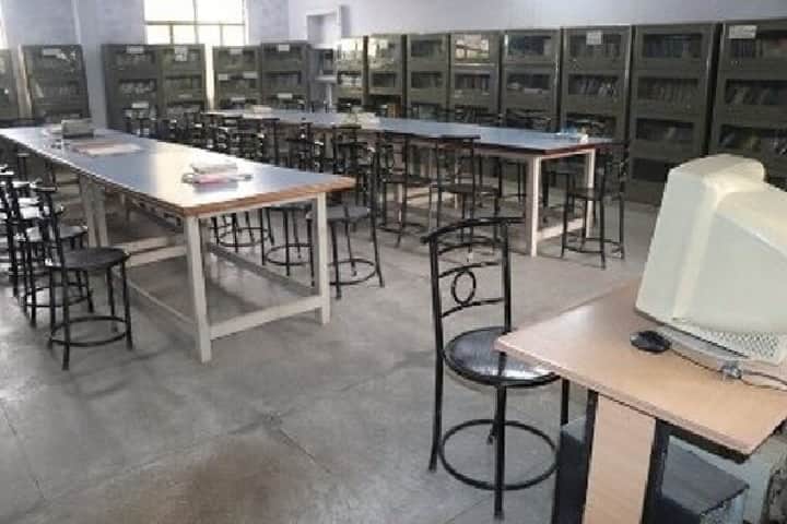 Narmada Devi Mahila Mahavidyalay campus in Agra, Uttar Pradesh, India — photo 3