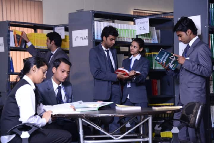 Naraina College of Management campus in Kanpur, Uttar Pradesh, India — photo 3