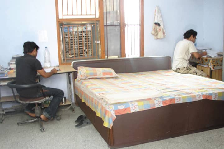 Desh Bhagat Institute of Hotel Management and Catering Technology campus in Mandi Gobindgarh, Punjab, India — photo 2