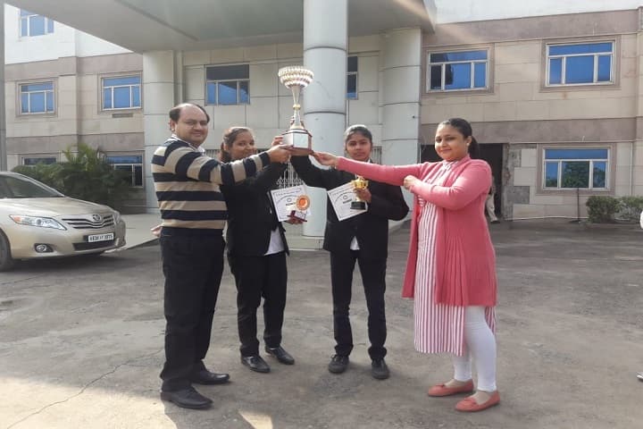 Brahmanand Mahila Mahavidyalaya campus in Bulandshahr, Uttar Pradesh, India — photo 5
