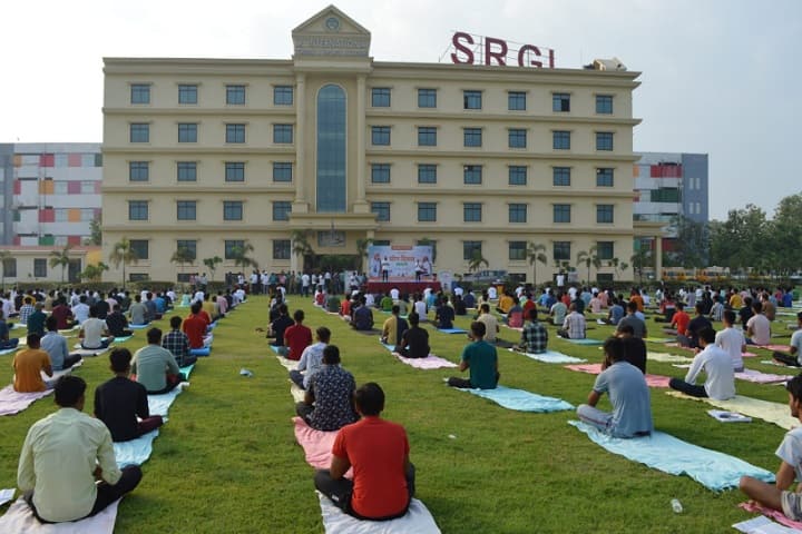 SR Institute of Management and Technology campus in Lucknow, Uttar Pradesh, India — photo 2