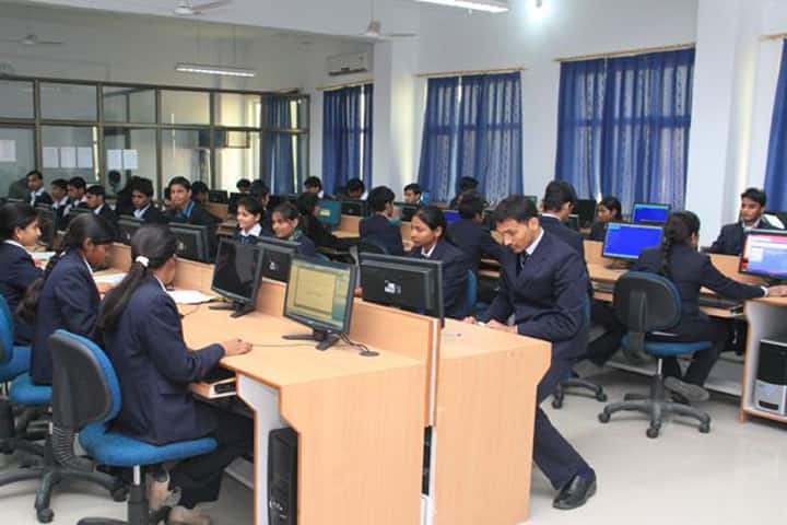 SR Institute of Management and Technology campus in Lucknow, Uttar Pradesh, India — photo 4