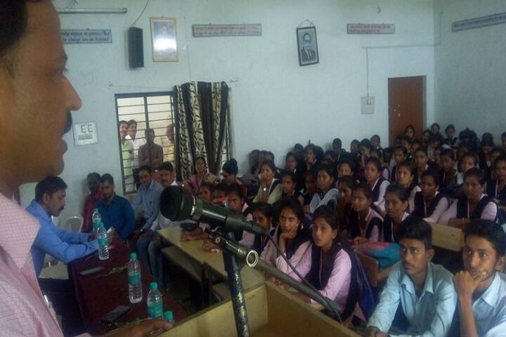 Chintamani College of Commerce campus in Chandrapur, Maharashtra, India — photo 2