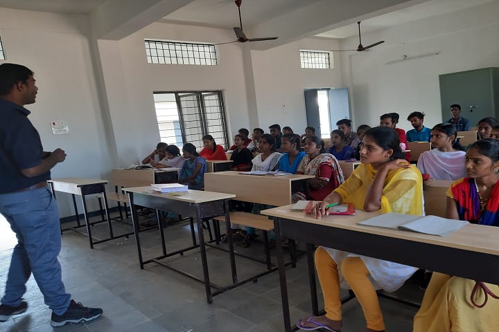 Government Degree College campus in Nizamabad, Telangana, India — photo 3